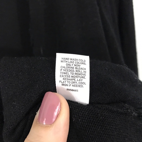 💚 4/$20 SALE! Sejour V Neck Crochet Trim Cardigan - Picture 6 of 7